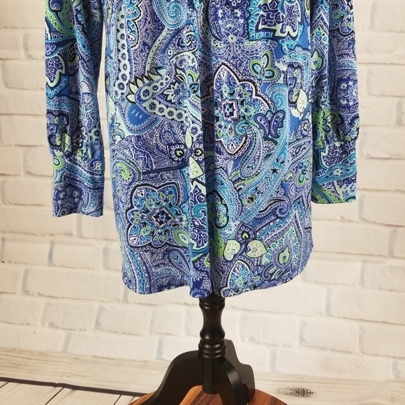 Yvos women's size large stretch knit top - Picture 5 of 6